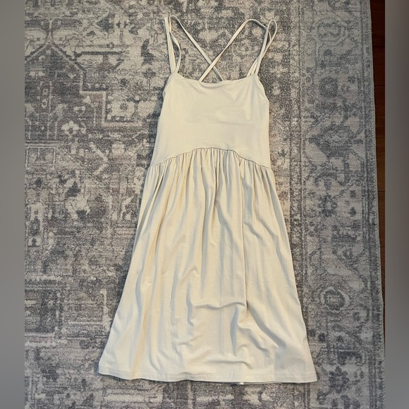 Swing dress - Picture 1 of 3